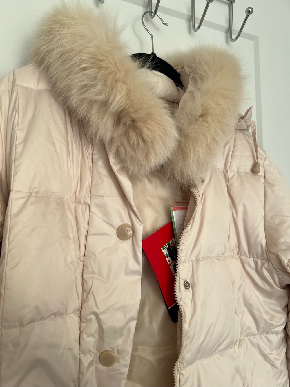 Cream coat - Picture 3 of 3